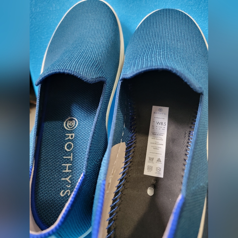 Rothys deep teal size 8.5 woman slip on sneakers - Picture 6 of 7